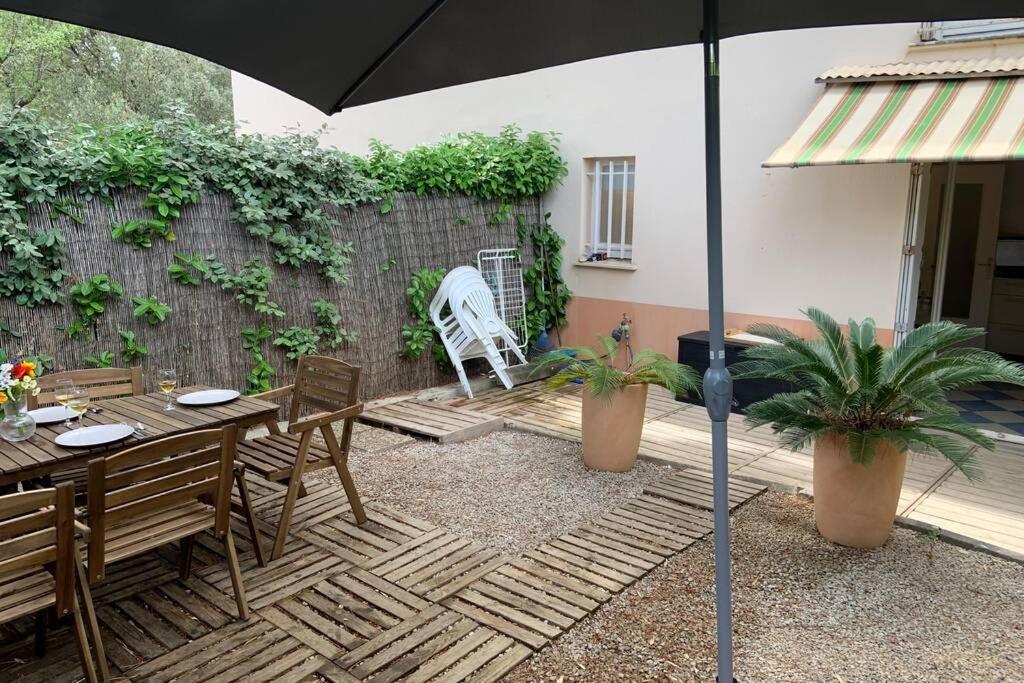 Les Bains De Mer Yourhosthelper Apartamento Bandol Exterior foto